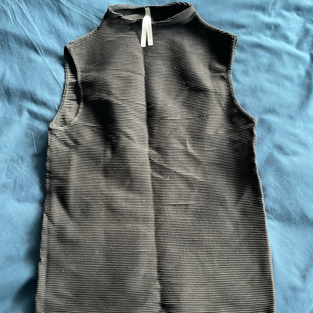 Babaton Black Mockneck Spandex Tank